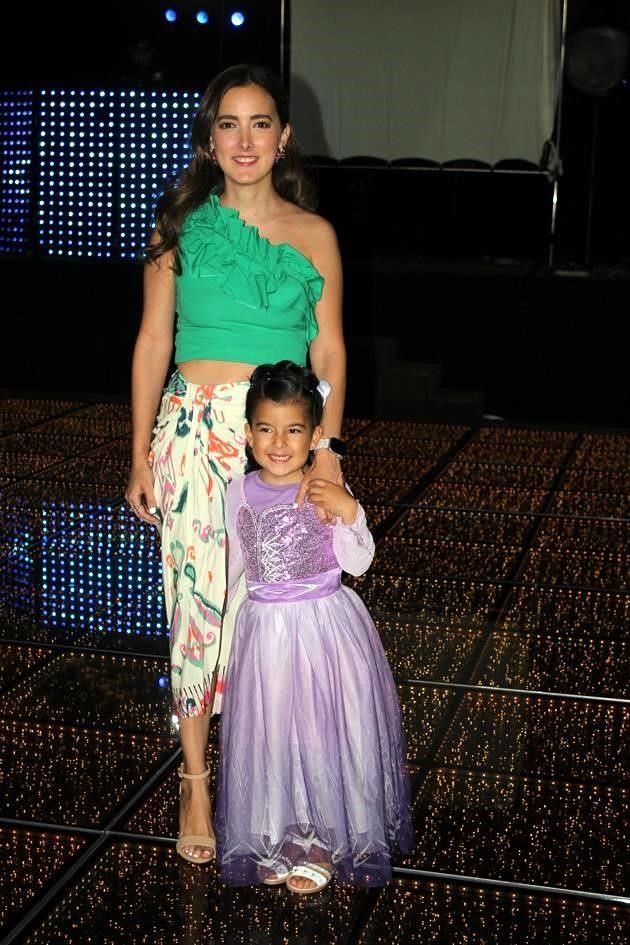 Anakaren Villarreal y Sofía García