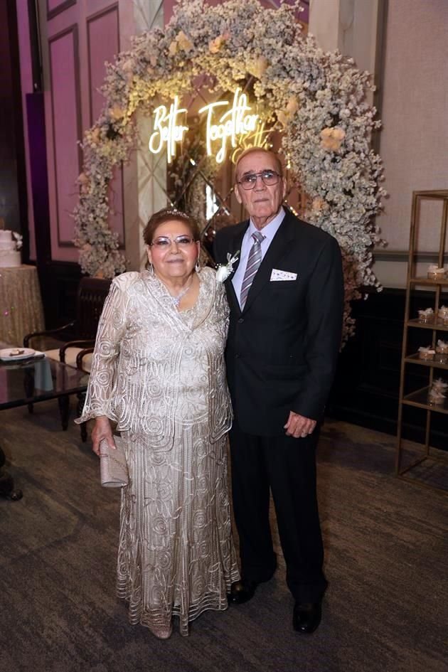 Leonila Cantú de Treviño y Francisco Héctor Treviño González
