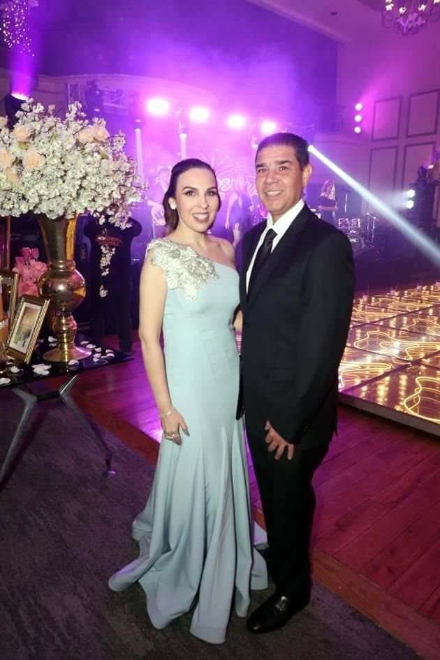 Adriana de la Garza y Francisco Treviño