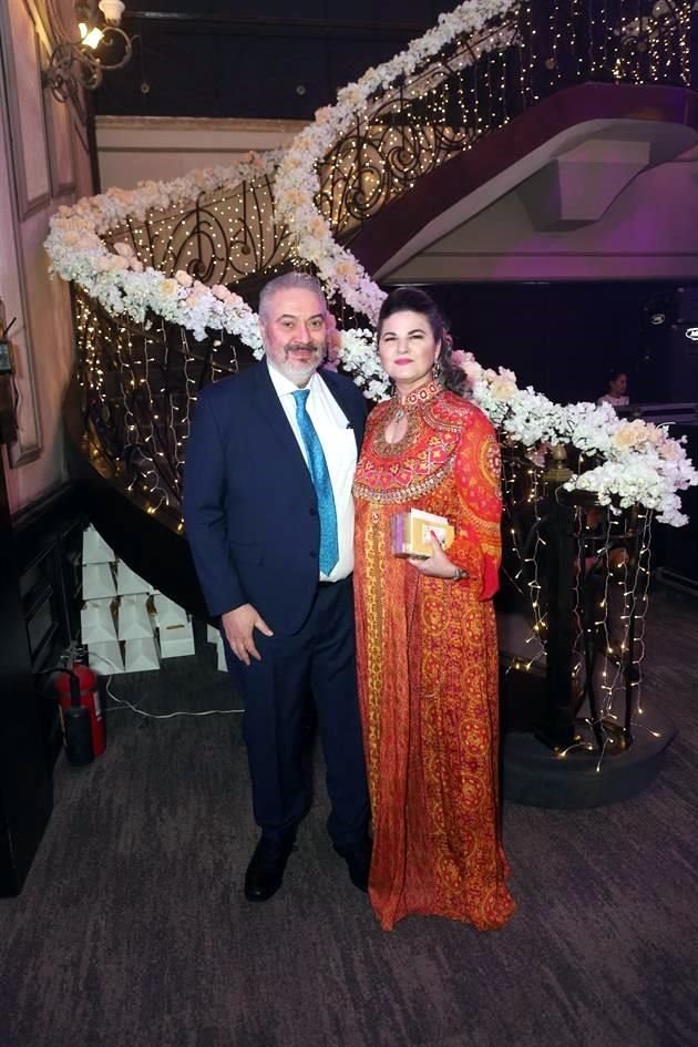 Héctor Velázquez y Aurora Martínez