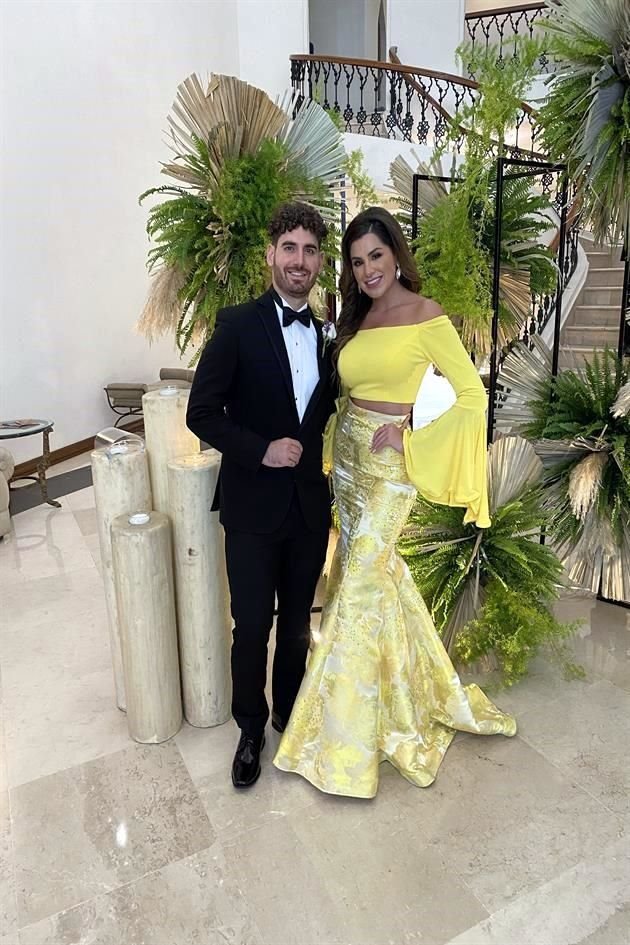 Guillermo Martínez y Paola Tanguma