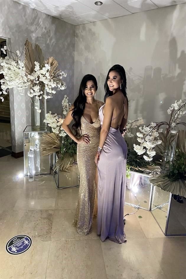 Flor Véliz y Alejandra Delgadillo
