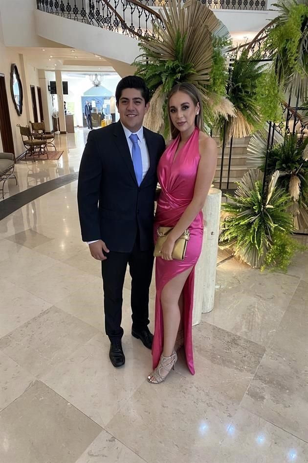 Mitchel Arceo y Katya Armijo