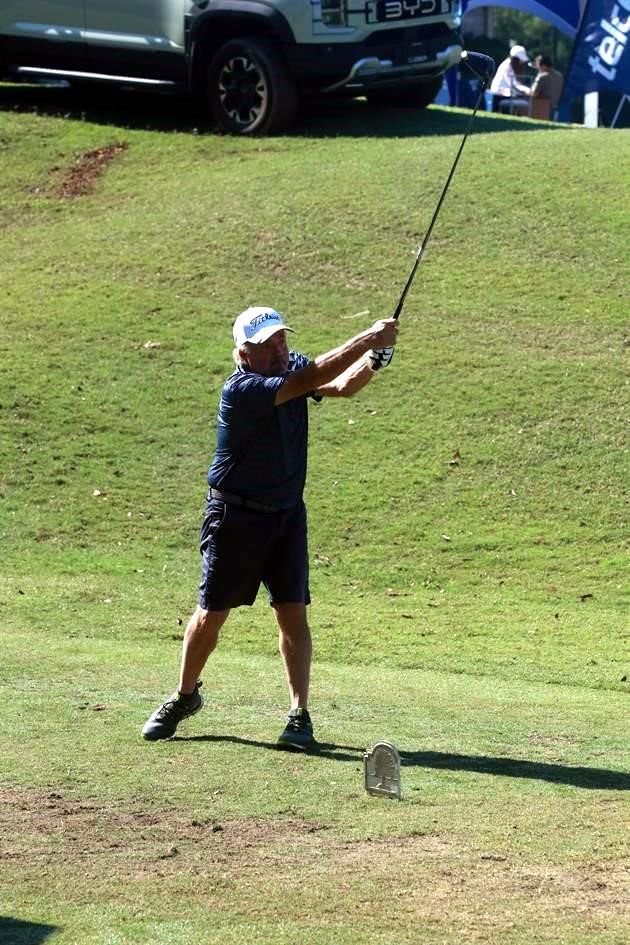 Luis Garza T