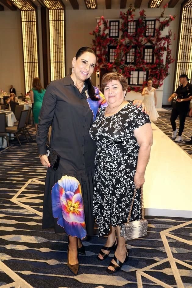 Blanca Sánchez de Treviño y Elena Villarreal de Guajardo