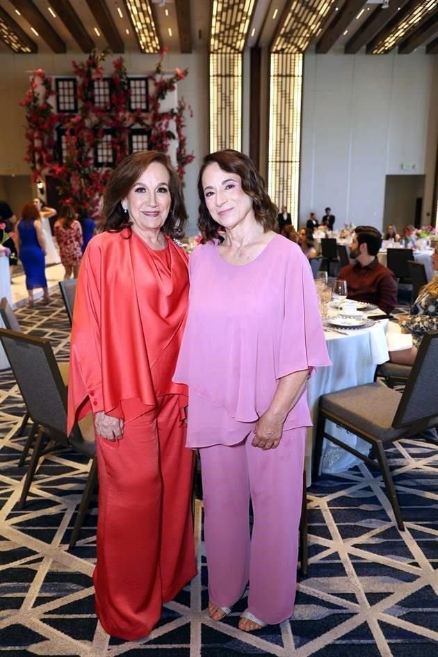 Graciela García de Zambrano y María Antonieta Arellano