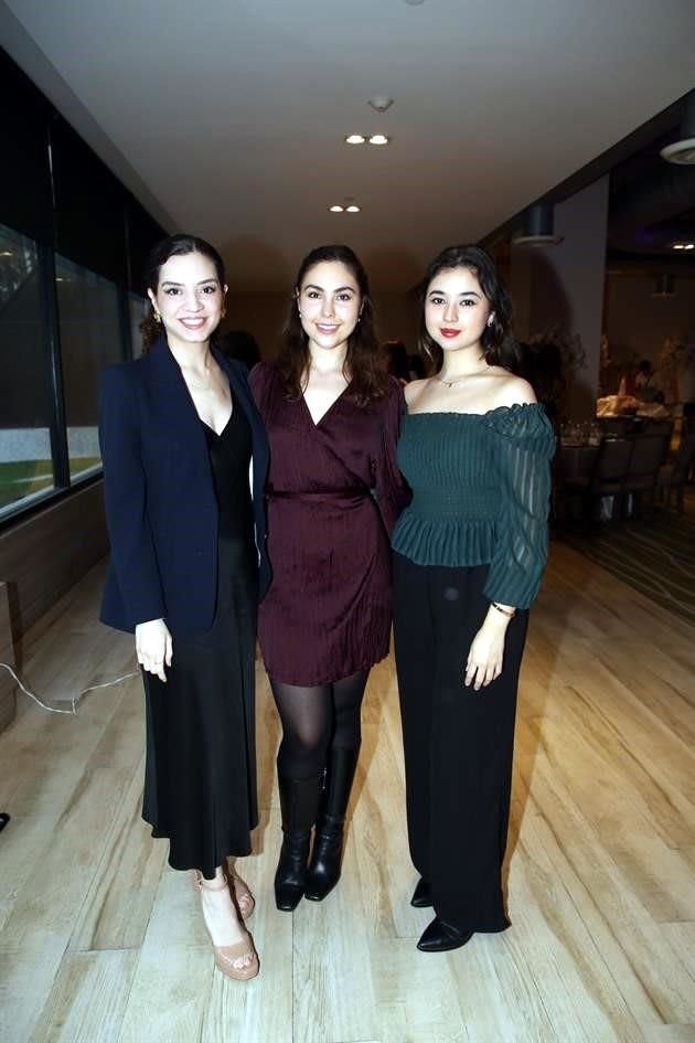 Montserrat Quiñones, Jennifer Charles y Jerrilyn Charles