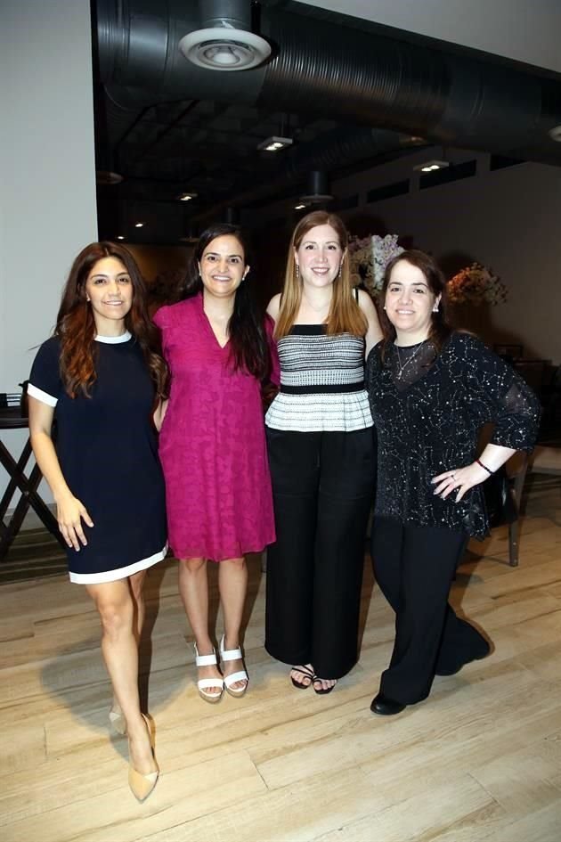 Montse Sánchez, Lissy Giacomán, Andrea Toussaint y Adriana Perdomo
