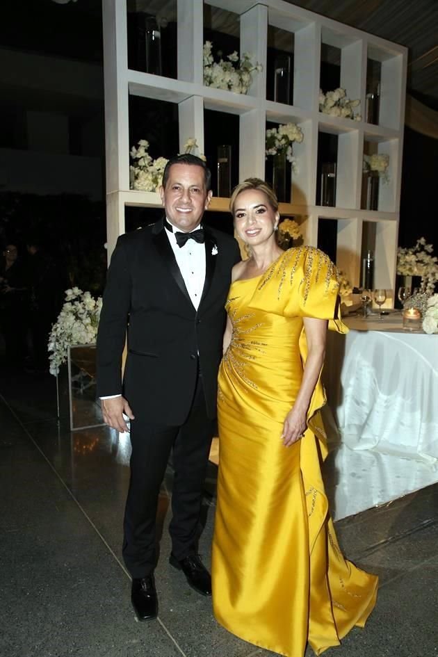 Edgar Leal y Karla Perales Fernández