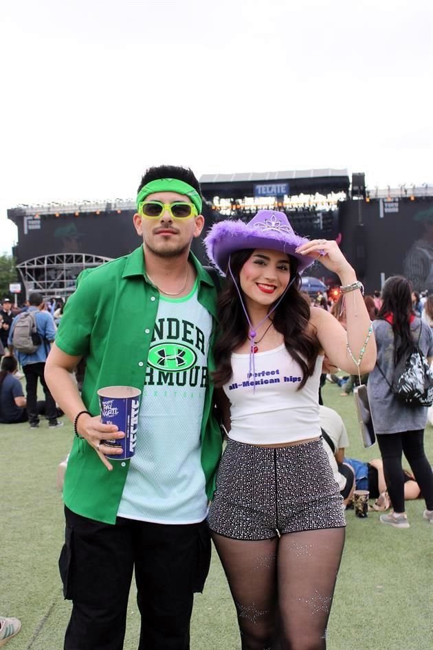 Julio Domínguez e Iza Paulett 