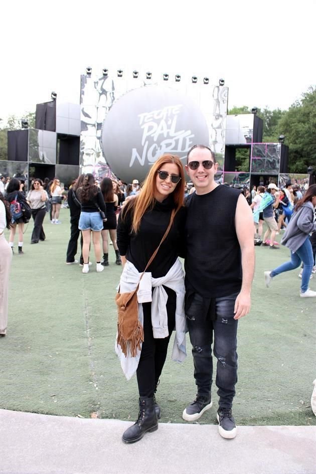 Priscila Sahagún y Fernando Martínez 