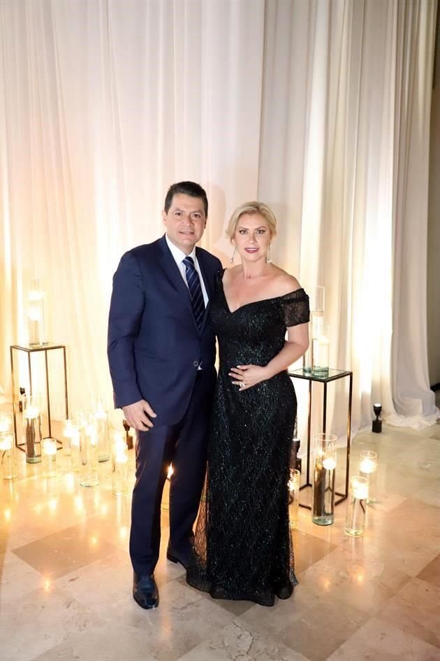 Fernando Bustos y Bety Venegas