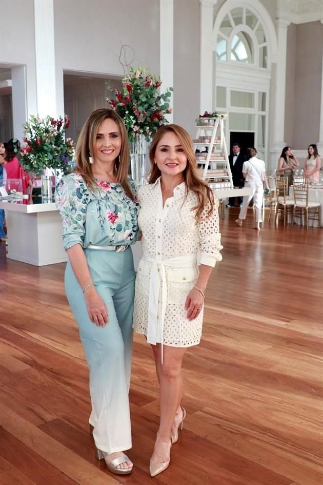 Doris Martínez y Claudia Silva de Benavides