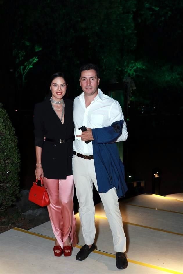 Mariel Treviño y Nazario Cantú