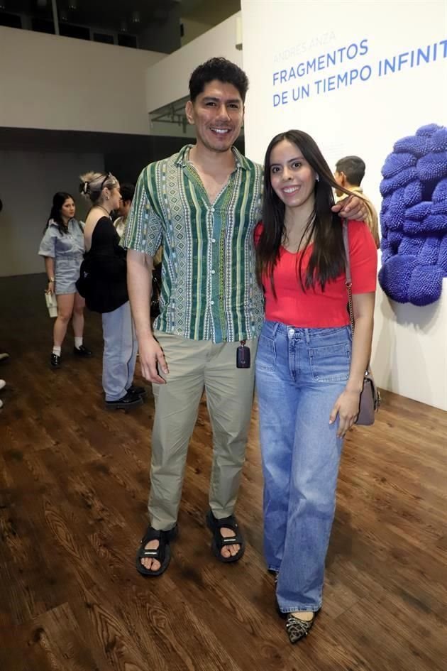 Mario Espinosa y Fátima Santos