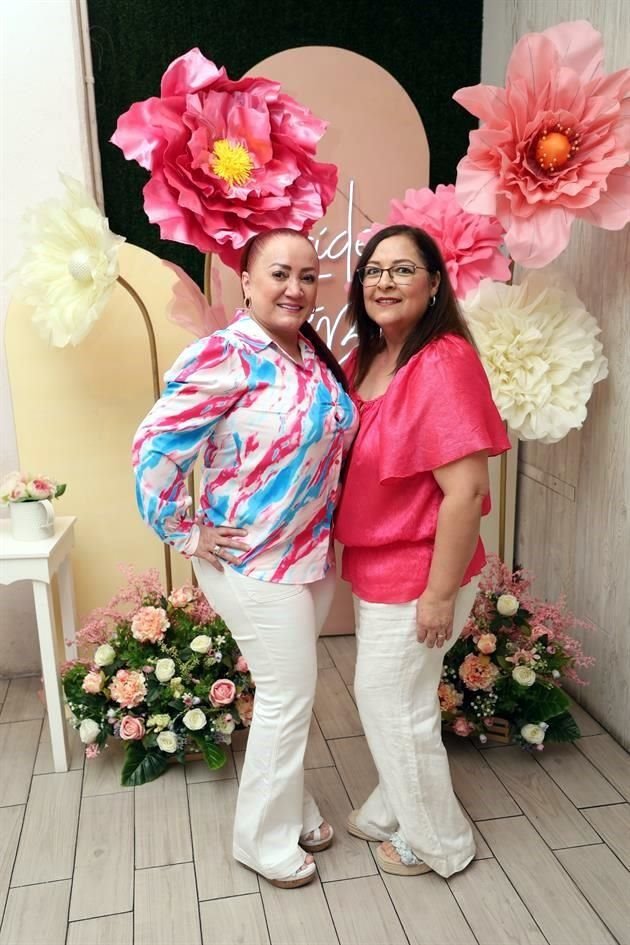 Norma Garza y Luisa Valdez