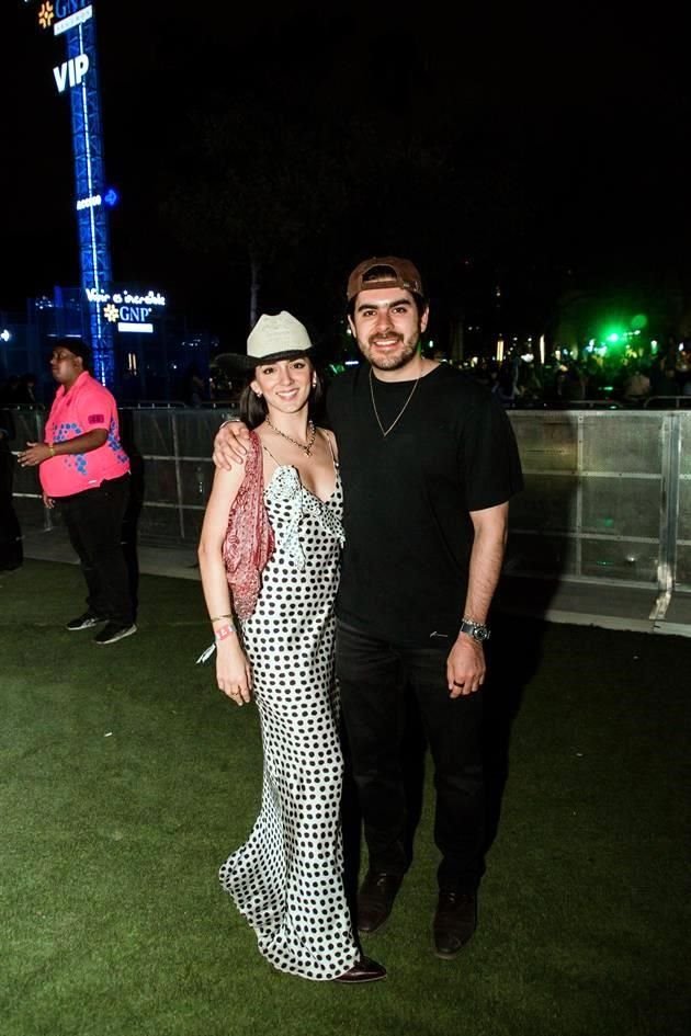 Megan Dalmau y Gerardo Moncada