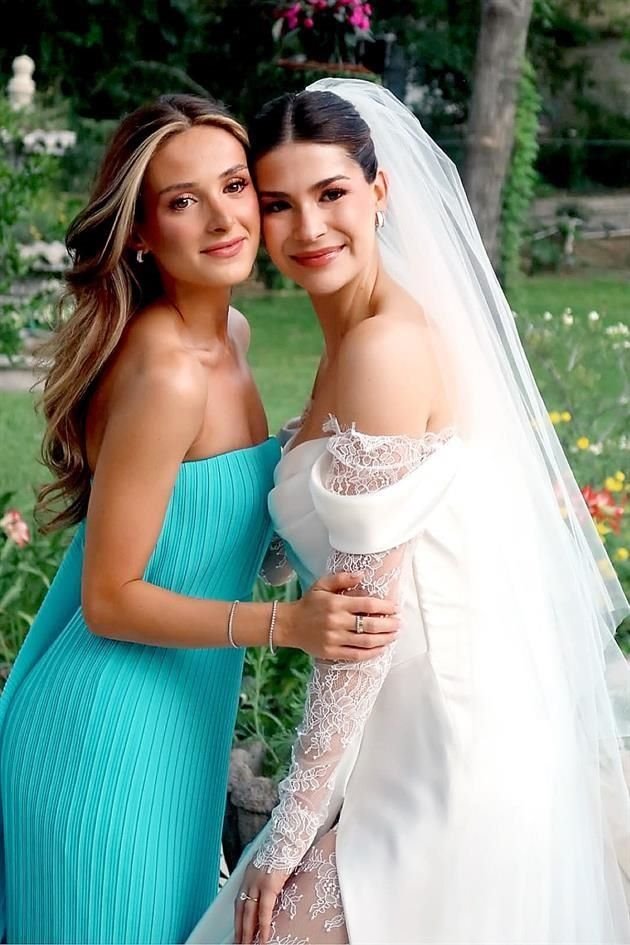Paulina Guzmán con la novia