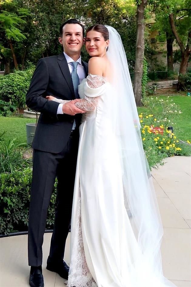CON SU HERMANO. Bernardo Jaime López
