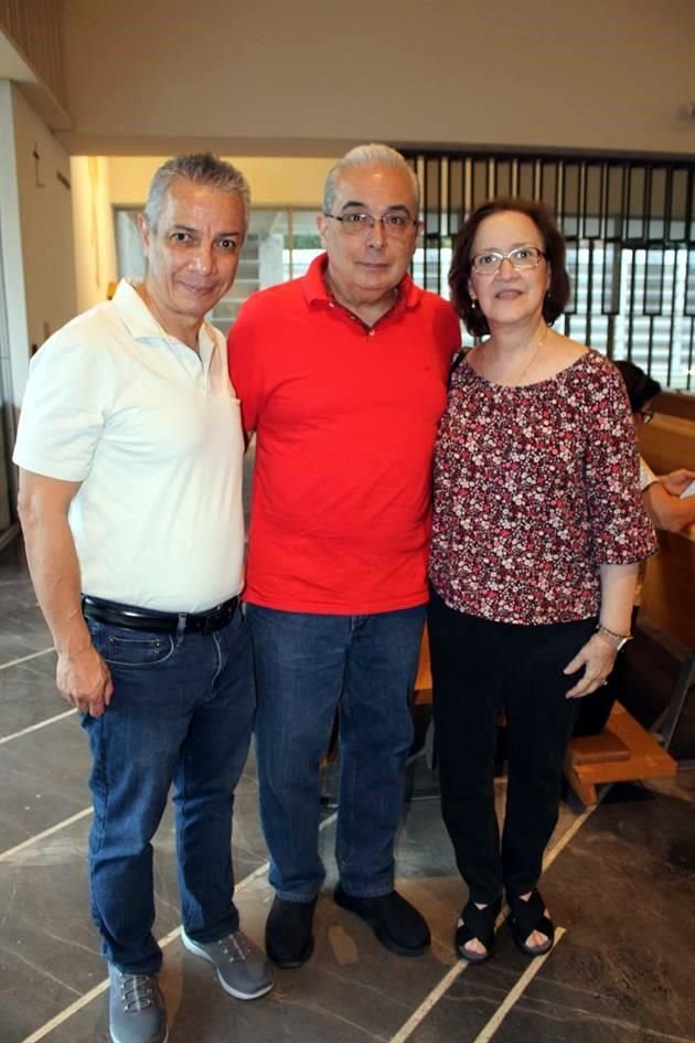 Bernardo Gutiérrez, Horacio Garza, Carolina de Garza