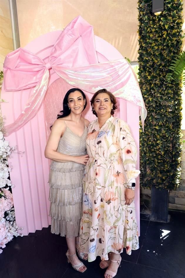 Margarita Martínez y Adriana Benitez