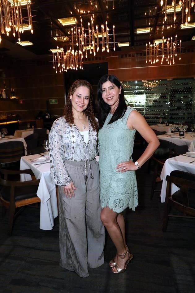 Nallely Rodríguez y Fátima Villasana