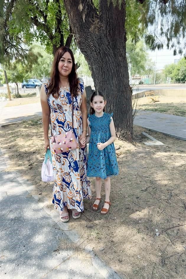 Aleheli Treviño y Coppelia de la Garza