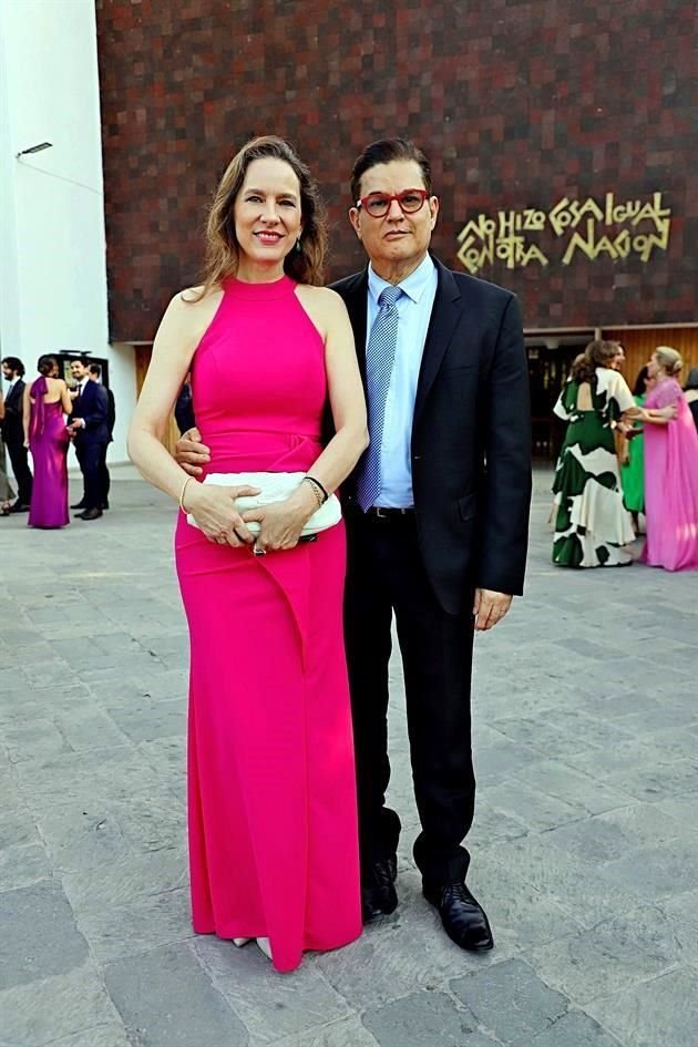 Márgara Treviño de Marchand y Mauricio Marchand