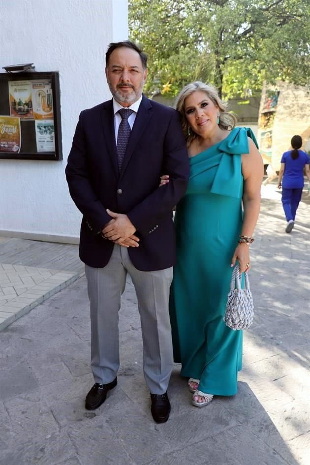 Orlando Contreras y Luly Gutiérrez