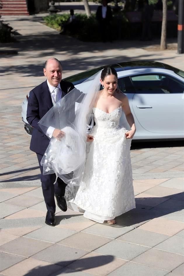 La novia con su papá, Ignacio Gerardo Martínez González