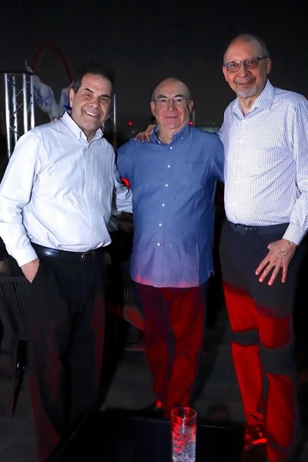 Juan Francisco García, Jesús Vidaurri y Albano Flores
