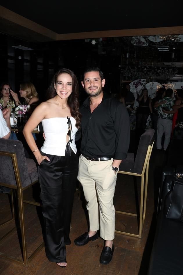 Deborah Estrella y Falco Fematt