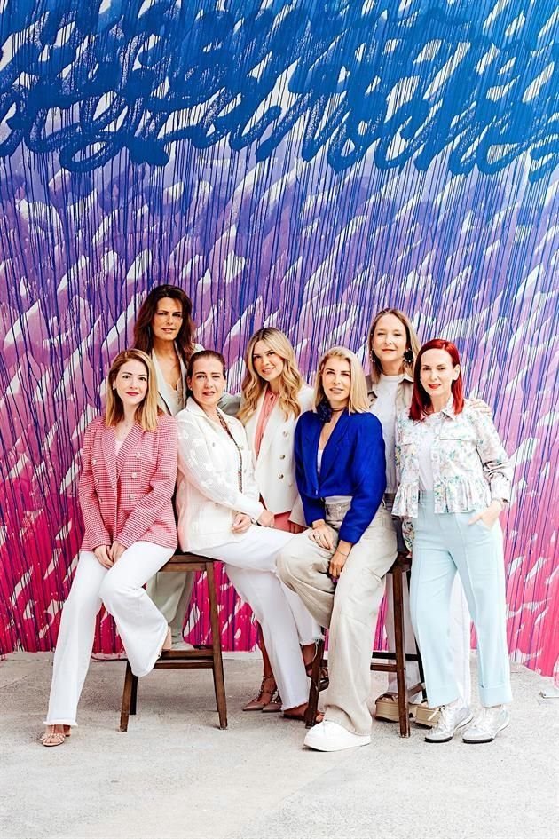 Gaby Espinosa, Rosa María Oliver de Blanco, Karla Ferrigno, Ale Maltos, Orly Marcuschamer de Dachner, Adriana Zavala de Cortázar y Mónica García de Moyeda