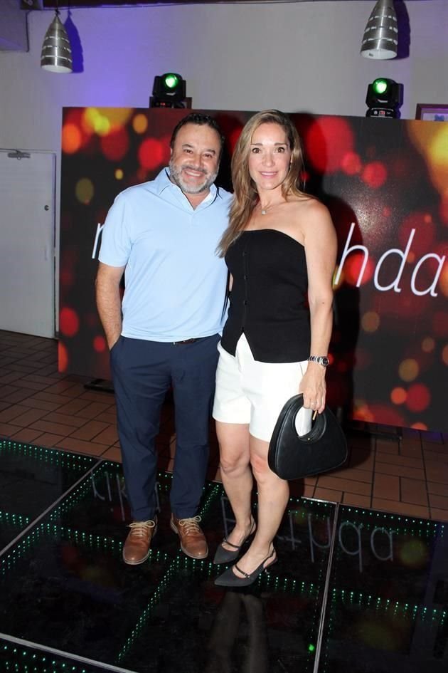Gonzalo Rangel y Myriam De la Garza
