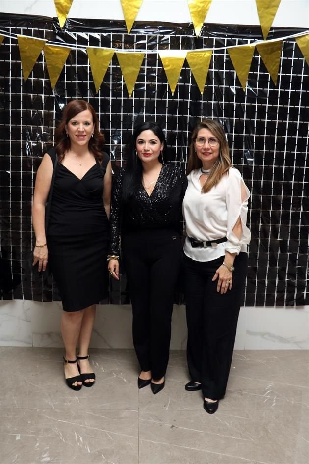 Martha Gómez, Mariana Méndez y Claudia Flores