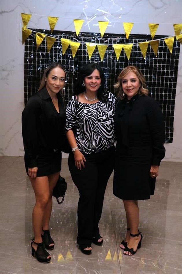Daniela Ayala, Lety Martínez y Adriana Maldonado