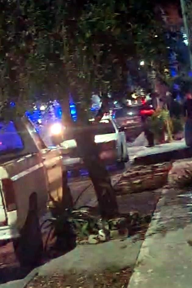 Una fuente policial informó que los hechos fueron reportados en la Colonia Riveras de San Antonio.