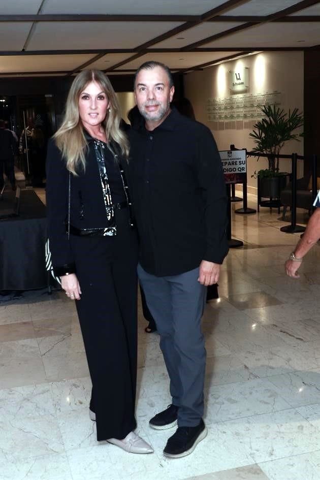 Elsa Peña y Gerardo Solano