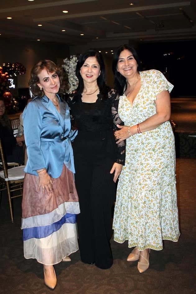 Mary de Cantú, Sandra Elizondo y Marcela Barragán