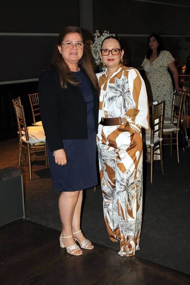 Frida García y Linda Chapa