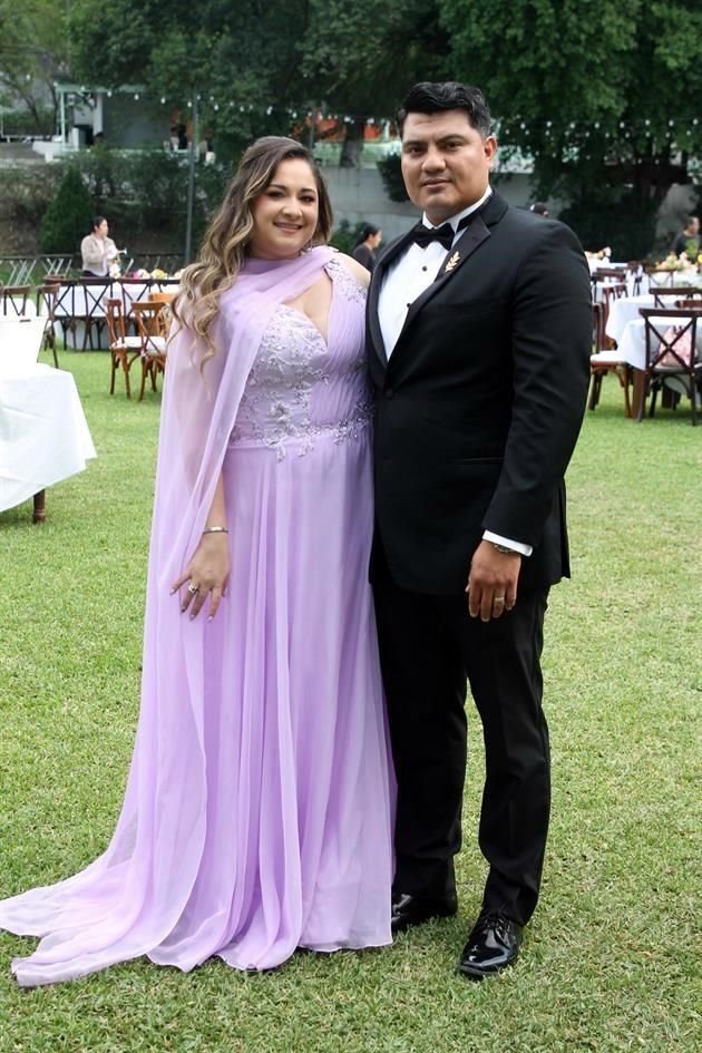Alicia Garvi y Érick Robles