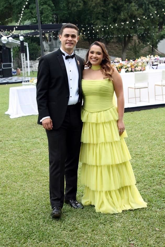 Luis Montenegro y Andrea Garvi