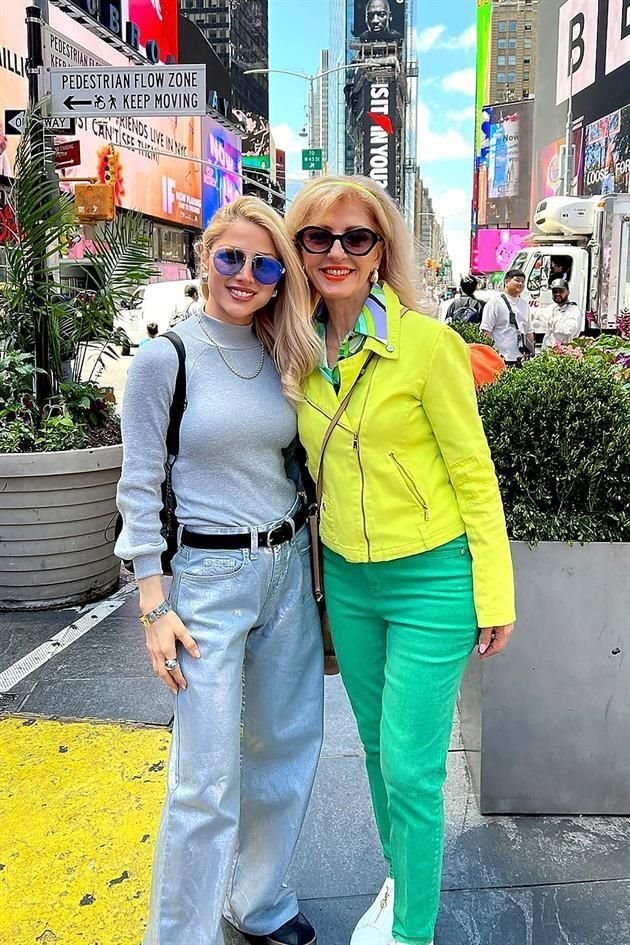 HIJA: Mayela Treviño de Barragán. MAMÁ: Elsa Aguirre