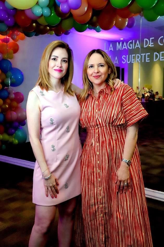 Gaby Espinosa de Kuri y Yamile Kuri