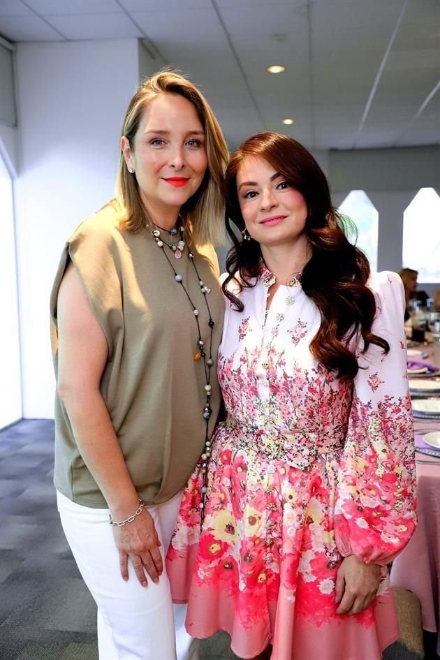 Adriana Zavala de Cortázar y Marisol Romo