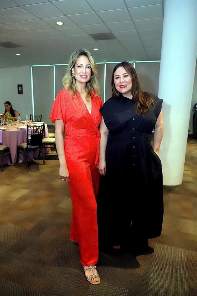 Priscila Elizondo y Gabriela Mena