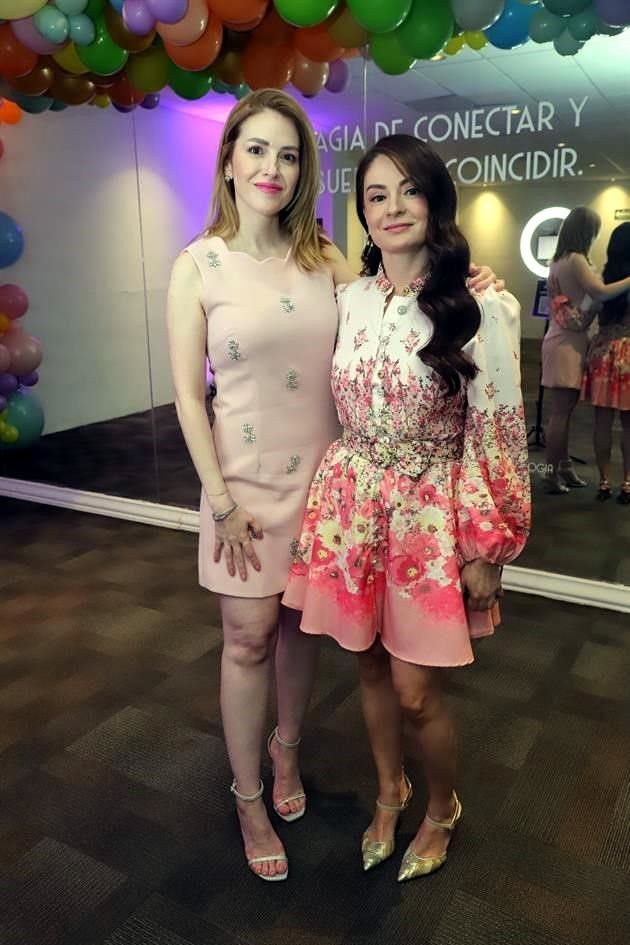 Marisol Romo con la cumpleañera