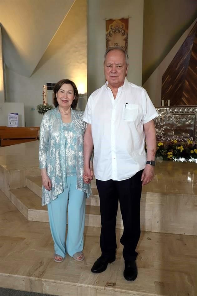 Graciela Elizondo de González y Fernando González