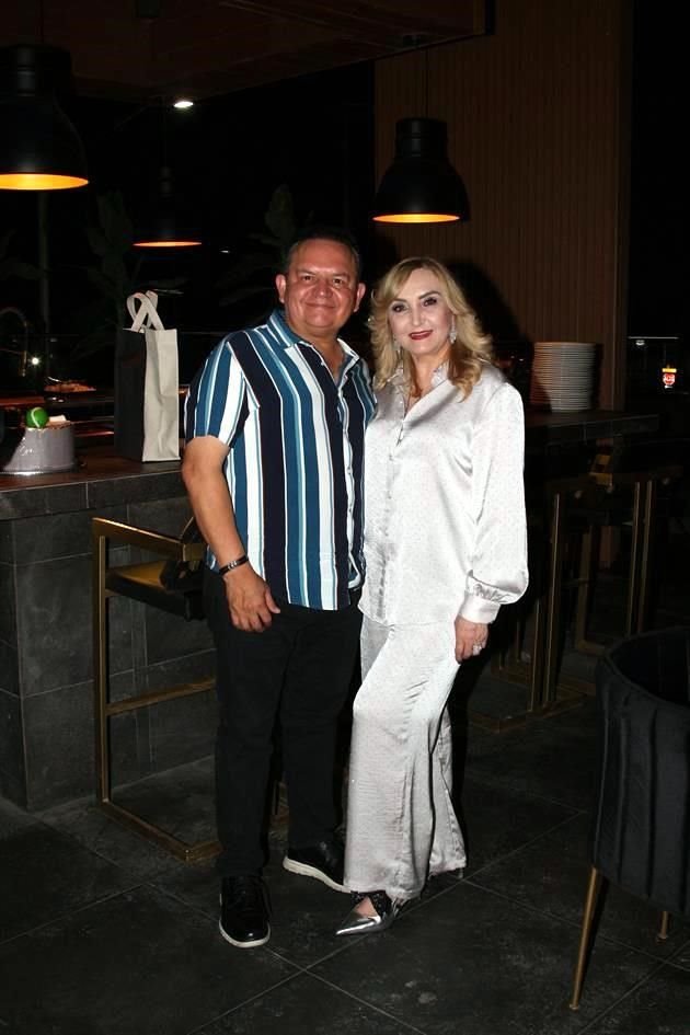 Juany de Caballero y Benito Caballero