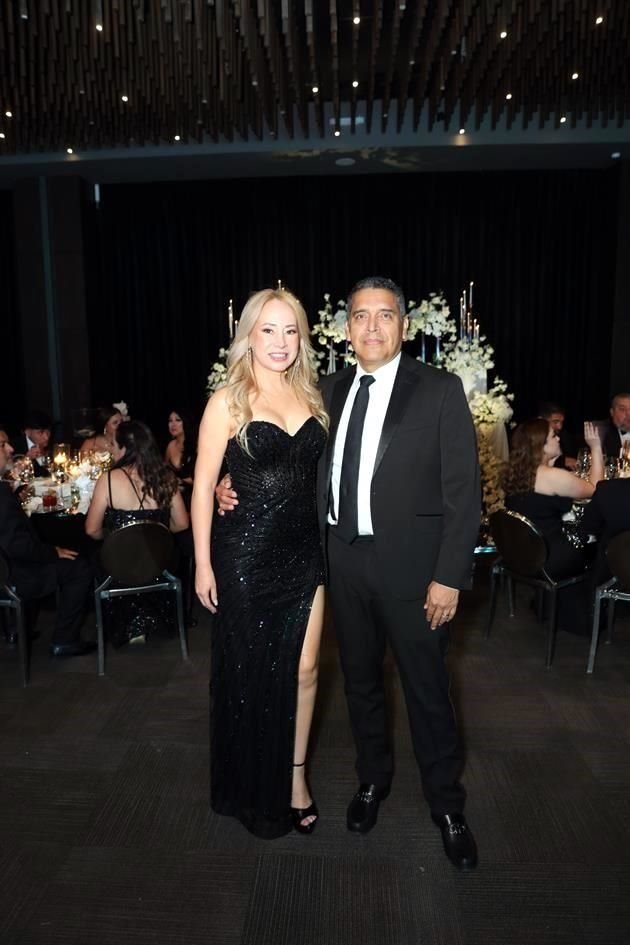 Reyna Marisol Muñoz y Esteban Quintanilla